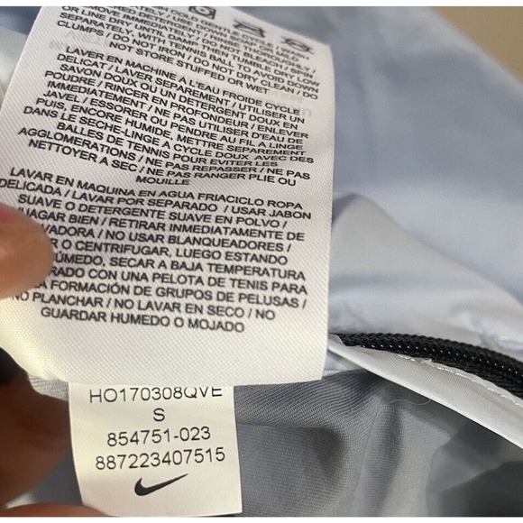 Nike‎ Sportswear AeroLoft Shell Jacket Only Women's Small 854751 - 023 - Picture 9 of 12